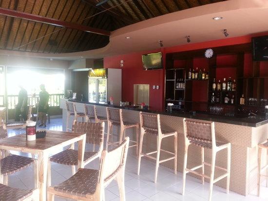 Satu Lagi Pool Side Bar